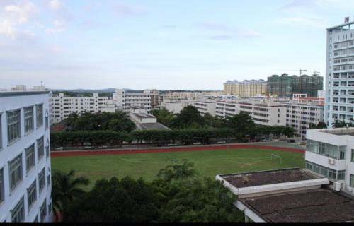 辽宁高铁乘务学校