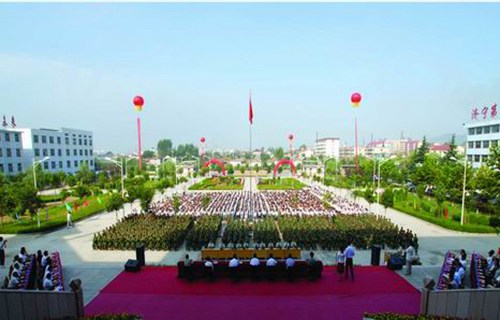 肥城市第二职业高级中学图片