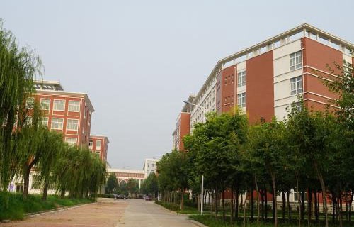 天水电子信息工程职业学校图片