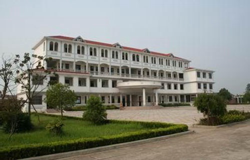 天长市工商高级职业中学图片