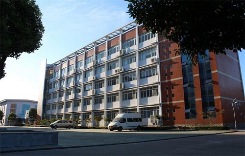 江陵县职业技术教育中心学校图片