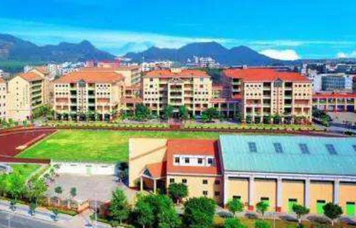 肥城市第三职业高级中学图片