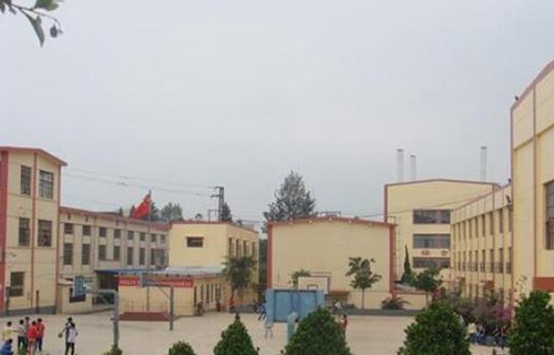 渭南商贸技工学校图片