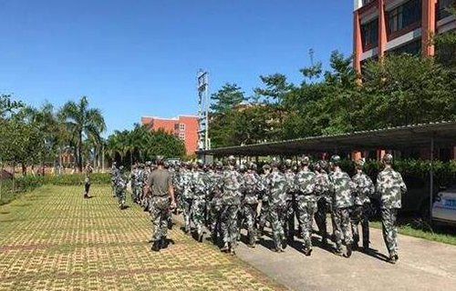 华山医药技工学校图片