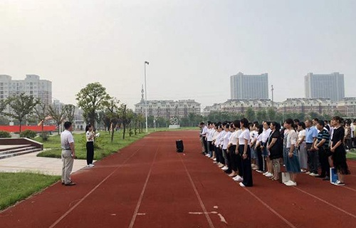 钦州商贸学校图片