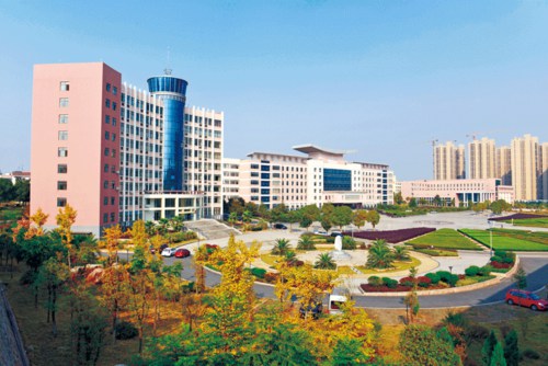 钦州市财经职工中等专业学校