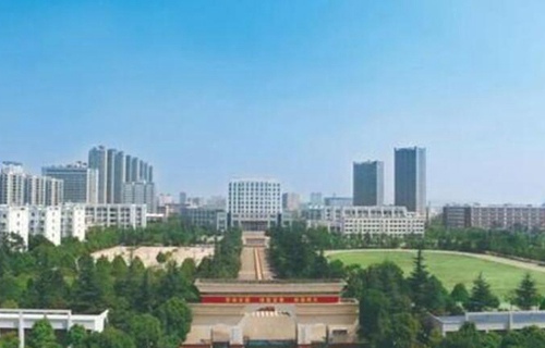 曲靖财经学校图片