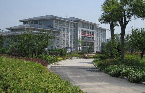 渭南经济开发区同济职业技术学校图片