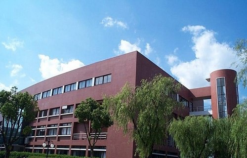 上海旅游高等专科学校附属旅游职业学校图片