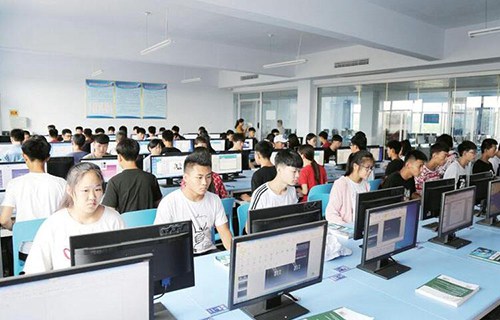 华阴市职教中心图片