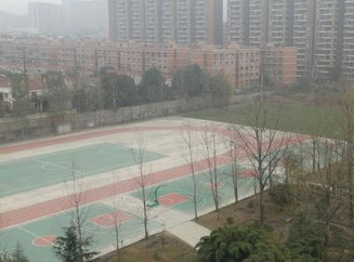 成都市龙泉驿区西河职业中专学校图片
