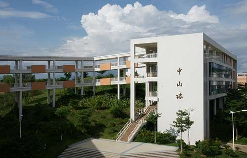 河源市技工学校图片