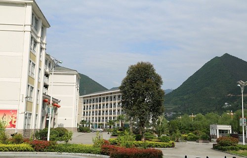 兴山县职教中心图片
