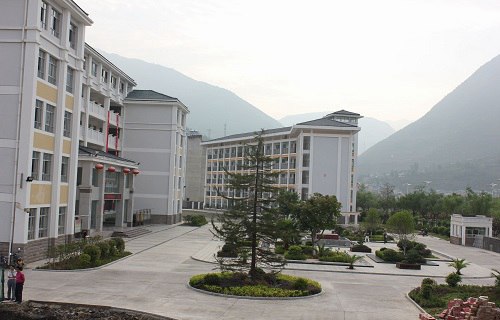 兴山县职教中心图片