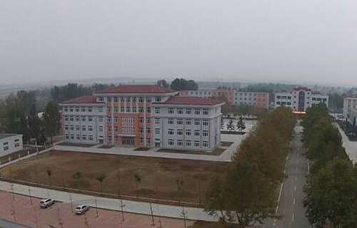 灵山县职业中等专业学校图片