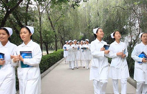 宜良县卫生学校图片