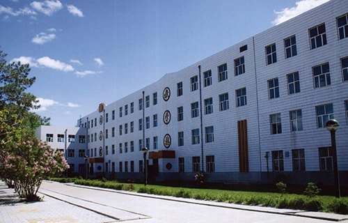 临沂市劳动局第一技工学校图片