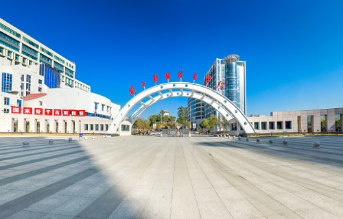 闽西职业技术学院中专部图片