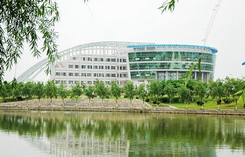 江苏海事职业技术学院图片