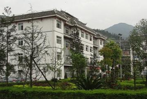 台江中等职业学校图片