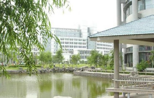 衢州职业技术学院五年制大专图片