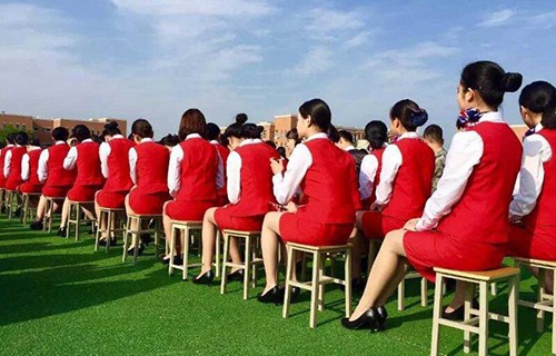 云南高铁乘务学校图片
