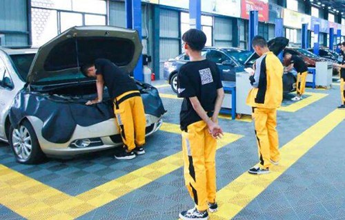 云南汽修学校图片