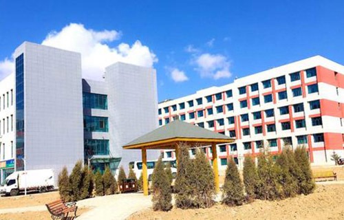 甘肃省财贸学校五年制大专图片