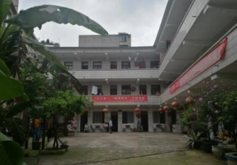 贵阳市白云区艳山红乡私立兴农职业学校图片