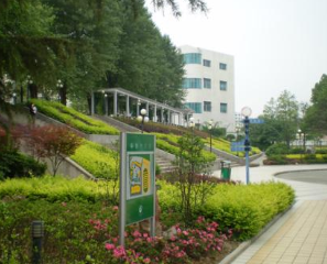贵阳市白云区艳山红乡私立兴农职业学校图片