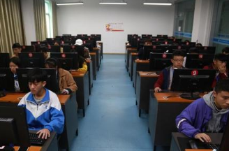 贵阳职工中等专业学校图片