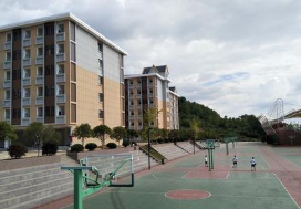 贵州科技工程职业学院中专部图片