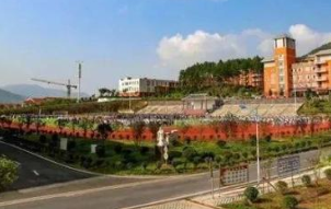 安顺职业技术高级中学图片