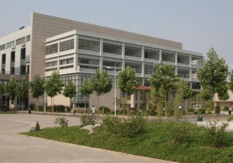 安顺职业技术高级中学图片