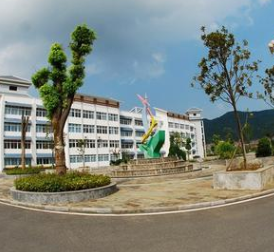 铜仁市中等职业技术学校图片