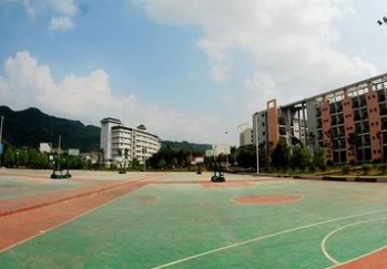 铜仁职业技术学院中专部图片