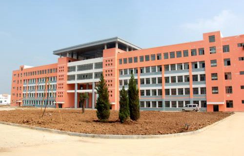 阳谷县技工学校图片