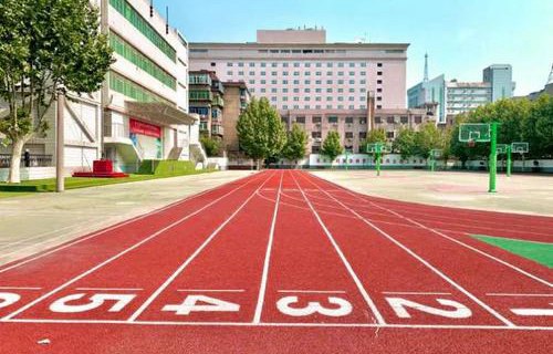 酒泉工贸中等专业学校五年制大专图片