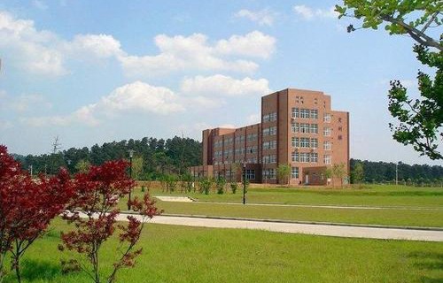 临夏现代职业学院五年制大专