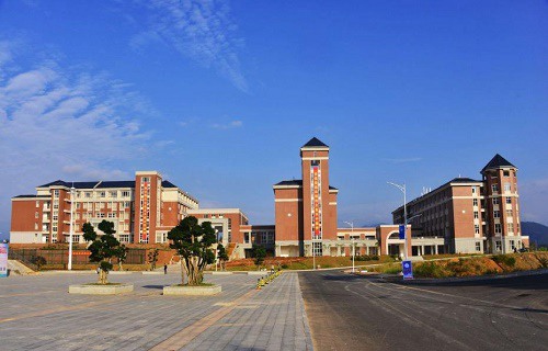 黄冈水利电力学校图片