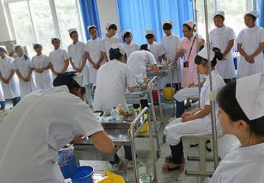 贵阳会计专业学校图片