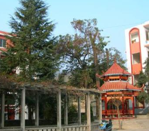 毕节地区财贸学校图片