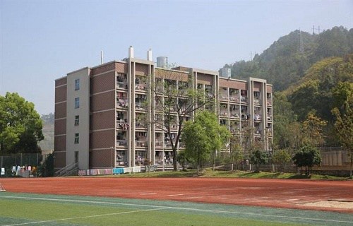 福建卫生学校图片