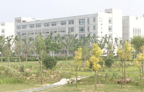 泗阳职业高级中学图片