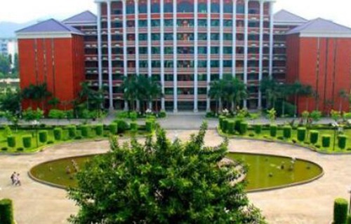 王益区高级职业学校图片
