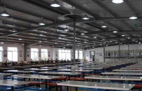 句容市职业学校图片
