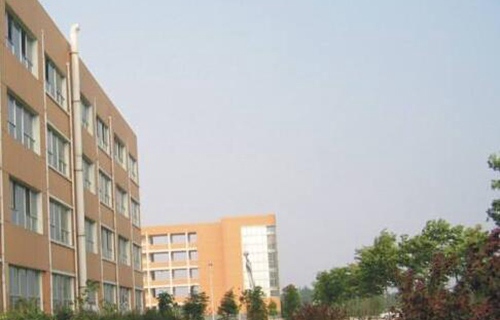 丹阳市新桥职业中学图片