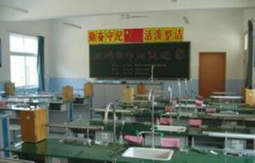 铜川市技工学校图片