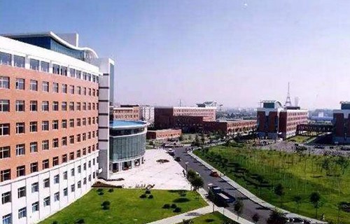 玉林市机械工业职业技术学校图片