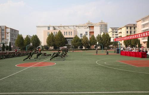 高平中等专业学校图片